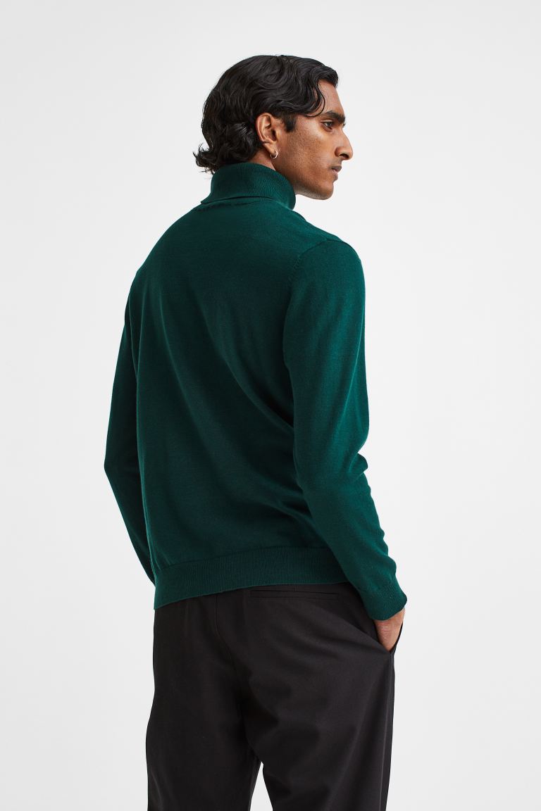 Slim Fit Fine-knit polo-neck jumper | Satoshi by Scandiweb